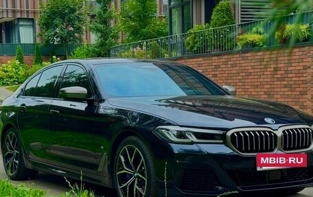 BMW 5 серия, 2022 год, 5 990 000 рублей, 7 фотография