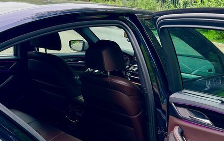 BMW 5 серия, 2022 год, 5 990 000 рублей, 12 фотография