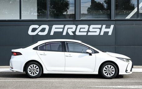Toyota Corolla, 2021 год, 1 749 000 рублей, 5 фотография