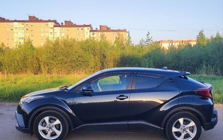 Toyota C-HR I рестайлинг, 2019 год, 1 490 000 рублей, 6 фотография