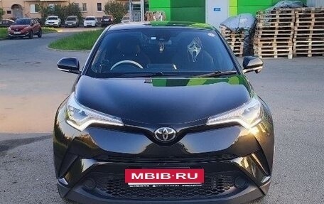 Toyota C-HR I рестайлинг, 2019 год, 1 490 000 рублей, 2 фотография