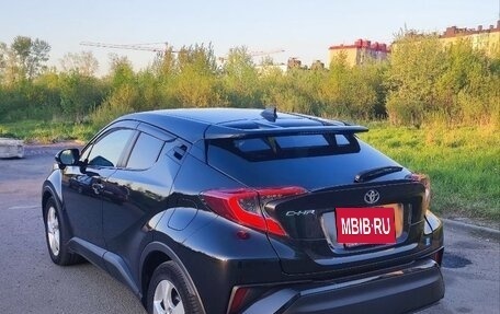 Toyota C-HR I рестайлинг, 2019 год, 1 490 000 рублей, 4 фотография
