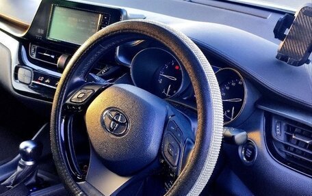 Toyota C-HR I рестайлинг, 2019 год, 1 490 000 рублей, 9 фотография