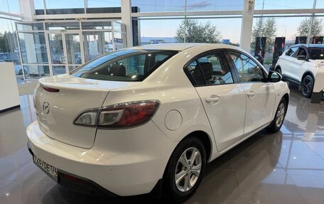 Mazda 3, 2011 год, 585 000 рублей, 4 фотография