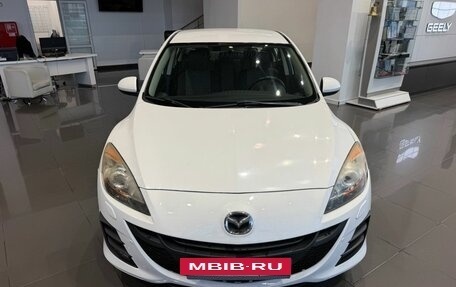 Mazda 3, 2011 год, 585 000 рублей, 2 фотография