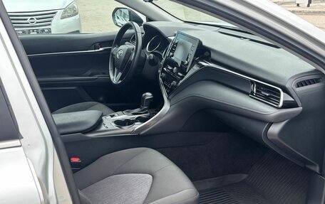 Toyota Camry, 2021 год, 3 000 000 рублей, 9 фотография