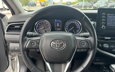 Toyota Camry, 2021 год, 3 000 000 рублей, 20 фотография