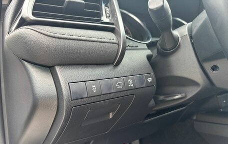Toyota Camry, 2021 год, 3 000 000 рублей, 18 фотография