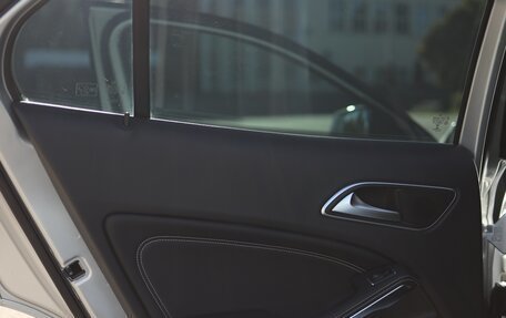 Mercedes-Benz GLA, 2019 год, 2 650 000 рублей, 18 фотография
