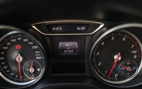 Mercedes-Benz GLA, 2019 год, 2 650 000 рублей, 16 фотография