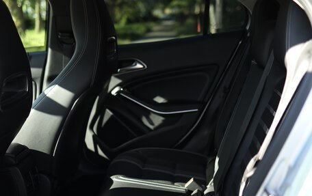 Mercedes-Benz GLA, 2019 год, 2 650 000 рублей, 22 фотография