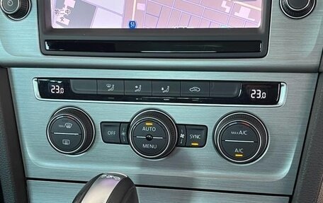 Volkswagen Golf VII, 2016 год, 1 066 700 рублей, 14 фотография