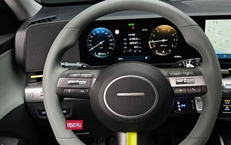 Hyundai Kona, 2023 год, 2 100 000 рублей, 16 фотография
