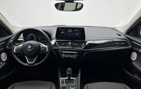 BMW 1 серия, 2022 год, 1 839 520 рублей, 10 фотография