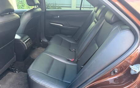 Toyota Camry, 2017 год, 2 700 000 рублей, 8 фотография