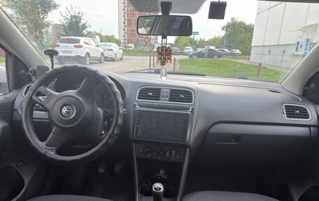 Volkswagen Polo VI (EU Market), 2011 год, 400 000 рублей, 4 фотография