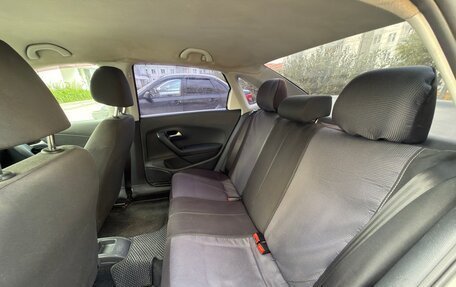 Volkswagen Polo VI (EU Market), 2011 год, 400 000 рублей, 7 фотография