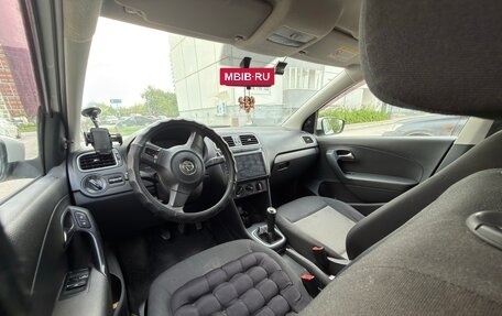 Volkswagen Polo VI (EU Market), 2011 год, 400 000 рублей, 6 фотография