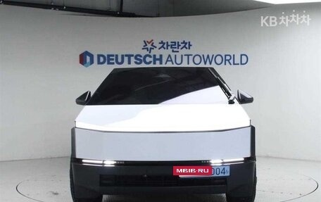 Tesla Cybertruck, 2025 год, 13 900 005 рублей, 3 фотография