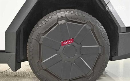 Tesla Cybertruck, 2025 год, 13 900 005 рублей, 5 фотография