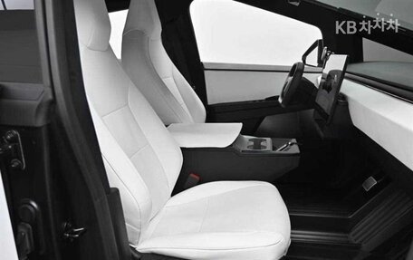 Tesla Cybertruck, 2025 год, 13 900 005 рублей, 10 фотография