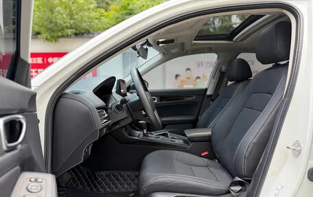 Honda Civic, 2022 год, 1 750 000 рублей, 10 фотография