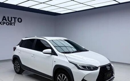 Toyota Yaris XP150 рестайлинг, 2022 год, 1 210 005 рублей, 3 фотография