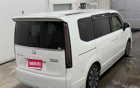 Honda Stepwgn, 2023 год, 2 400 008 рублей, 3 фотография
