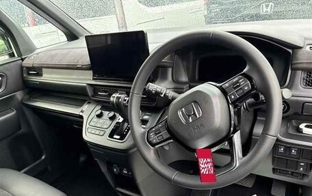 Honda Stepwgn, 2023 год, 2 400 008 рублей, 6 фотография