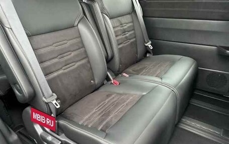 Honda Stepwgn, 2023 год, 2 400 008 рублей, 9 фотография