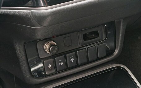 Mitsubishi Outlander III рестайлинг 3, 2022 год, 2 270 000 рублей, 19 фотография