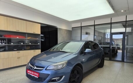 Opel Astra J, 2012 год, 580 000 рублей, 1 фотография
