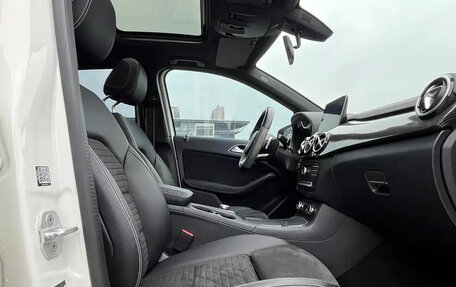 Mercedes-Benz B-Класс, 2017 год, 1 500 000 рублей, 9 фотография