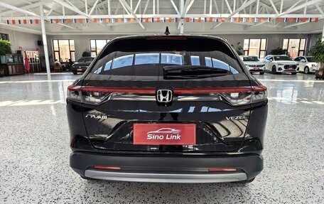 Honda Vezel, 2023 год, 1 926 520 рублей, 5 фотография