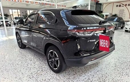 Honda Vezel, 2023 год, 1 926 520 рублей, 4 фотография