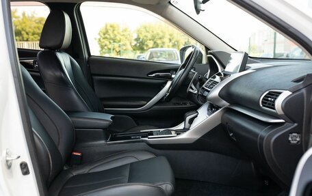 Mitsubishi Eclipse Cross, 2018 год, 1 950 000 рублей, 19 фотография