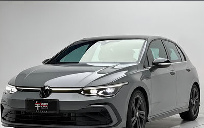 Volkswagen Golf VIII, 2023 год, 1 940 000 рублей, 1 фотография