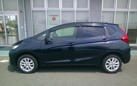 Honda Fit III, 2018 год, 950 000 рублей, 8 фотография