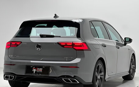 Volkswagen Golf VIII, 2023 год, 1 940 000 рублей, 4 фотография