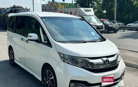 Honda Stepwgn IV, 2016 год, 1 710 000 рублей, 1 фотография