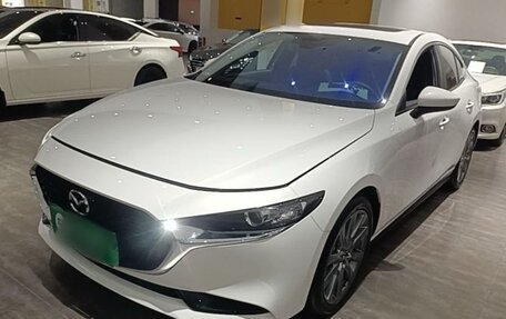 Mazda 3, 2019 год, 1 850 000 рублей, 1 фотография