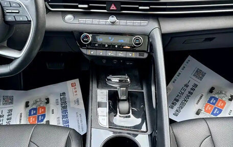 Hyundai Elantra, 2023 год, 1 390 001 рублей, 16 фотография