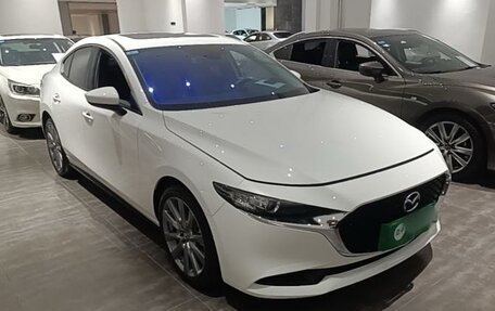 Mazda 3, 2019 год, 1 850 000 рублей, 3 фотография