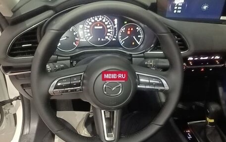 Mazda 3, 2019 год, 1 850 000 рублей, 12 фотография