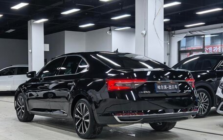 Skoda Superb III рестайлинг, 2023 год, 1 570 000 рублей, 6 фотография