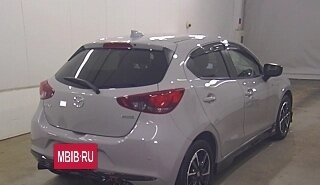 Mazda Demio IV, 2018 год, 950 000 рублей, 2 фотография