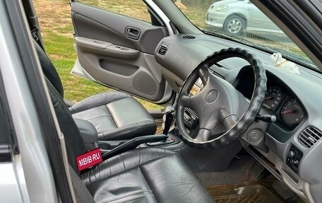 Nissan Sunny N16, 2001 год, 300 000 рублей, 3 фотография