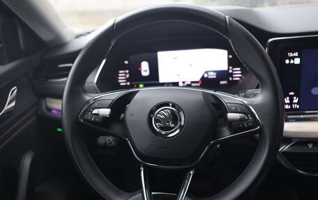 Skoda Octavia IV, 2022 год, 1 800 000 рублей, 12 фотография