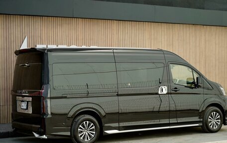 Toyota HiAce H300, 2024 год, 18 800 000 рублей, 9 фотография