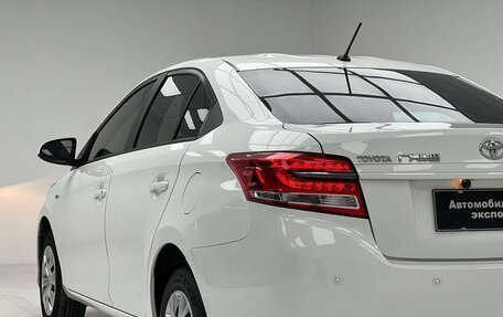Toyota Yaris, 2022 год, 950 000 рублей, 9 фотография